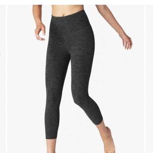 Beyond Yoga Spacedye Capri Small